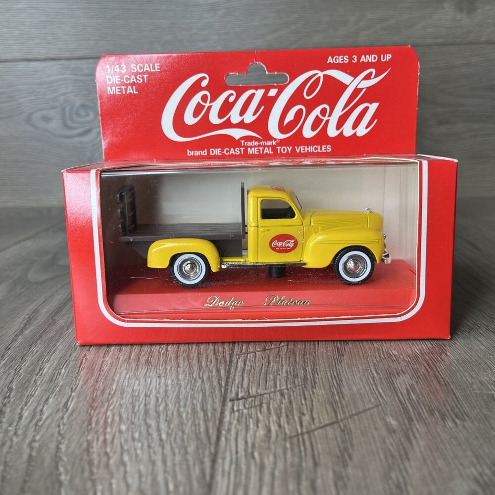 Hartoy Die-cast Metal Coca-Cola Dodge Plateau Toy Truck Yellow Pickup 1979 - Picture 2 of 10